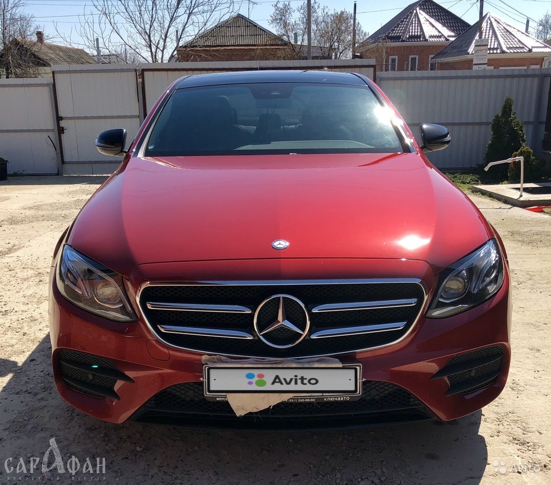 Глава Тбилисского района продает Mercedes-Benz E-класса цвета бордо