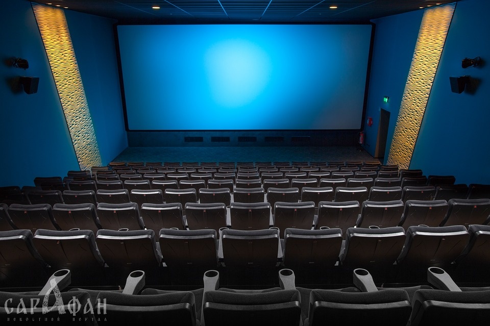 Количество показов зарубежных фильмов в кинотеатрах могут ограничить