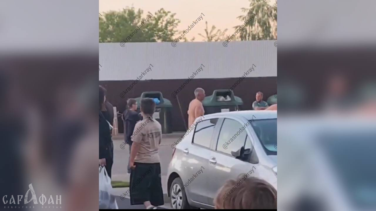 В Краснодаре мужчина изувечил себя на глазах у детей