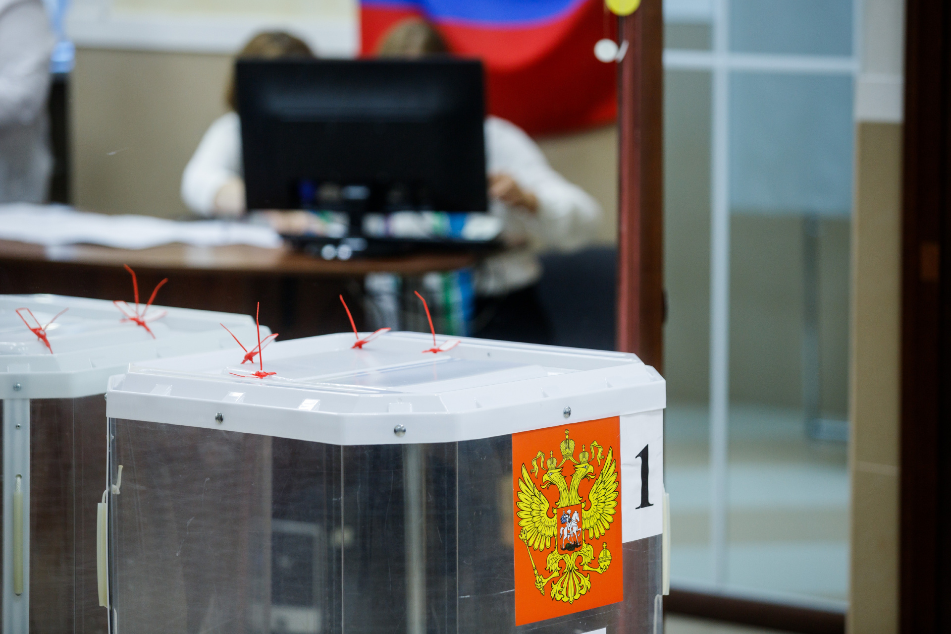 Второй день выборов на Кубани завершился без серьезных нарушений, участки вновь откроются завтра утром