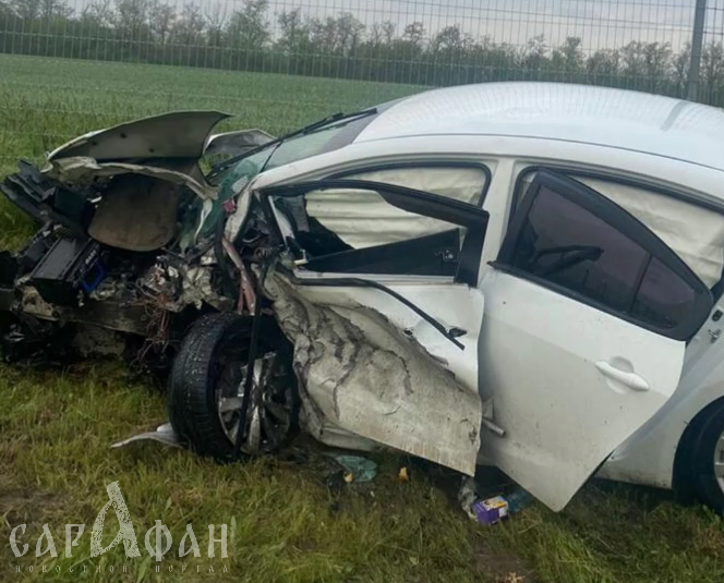 Два маленьких ребенка пострадали в дорожной аварии на Кубани