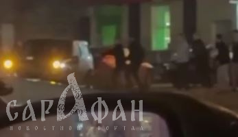 Раскидал словно кегли: потерявшие дар речи очевидцы сняли на видео, как словесные разборки кубанских станичников обернулись жуткой и наполненной болью трагедией