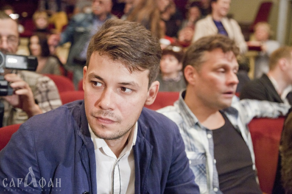 «Будем рады, если нас приютят»: обнищавший брат Чулпан Хаматовой скитается по бесплатным ночлежкам с семьей