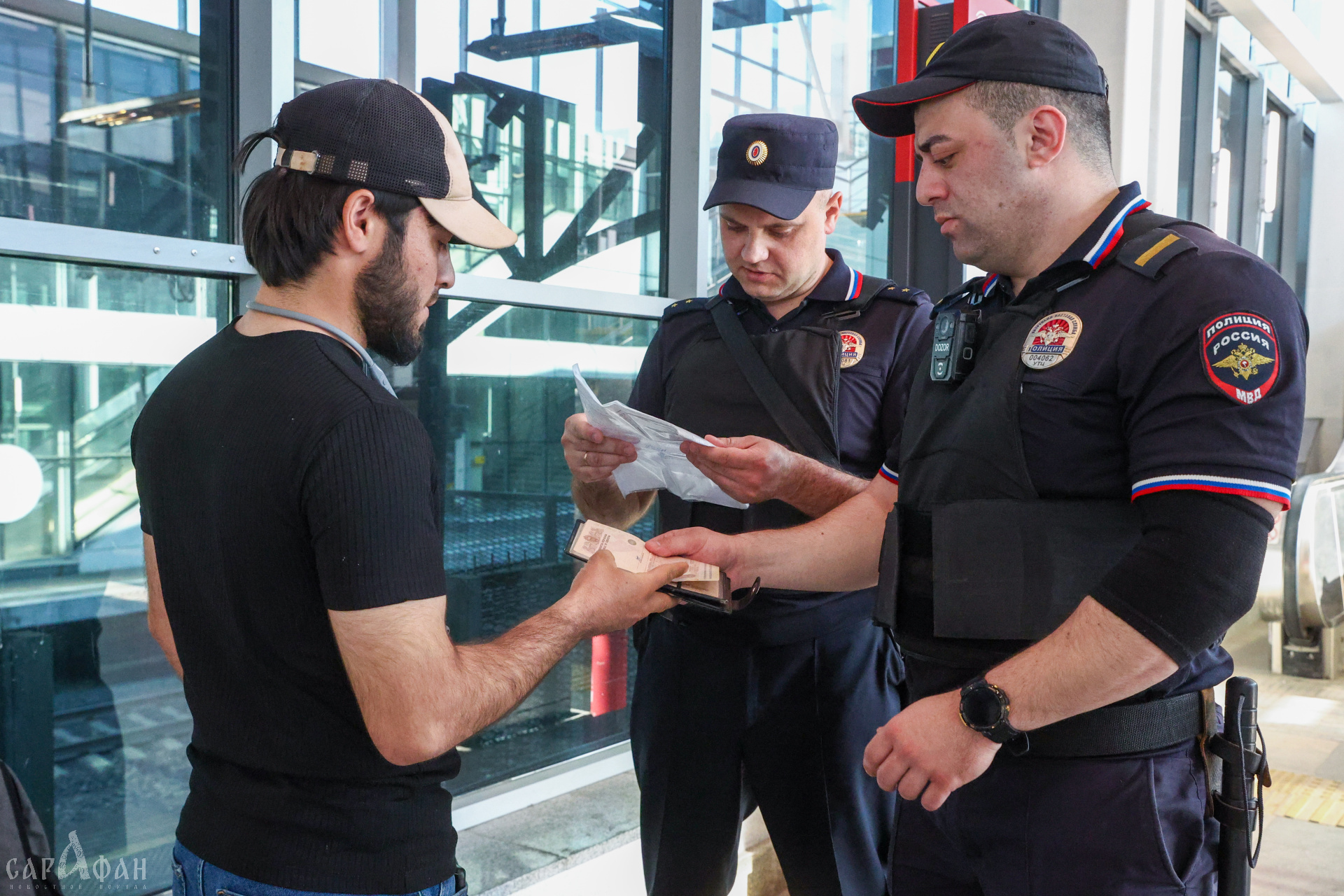 Преступникам с остатками ночной наживы помешали сесть в поезд к ничего не подозревающим пассажирам в Сочи