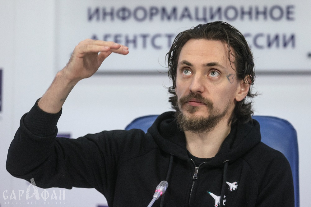 «Нас всех положат скоро»: артист балета Сергей Полунин в панике собирается бежать из страны