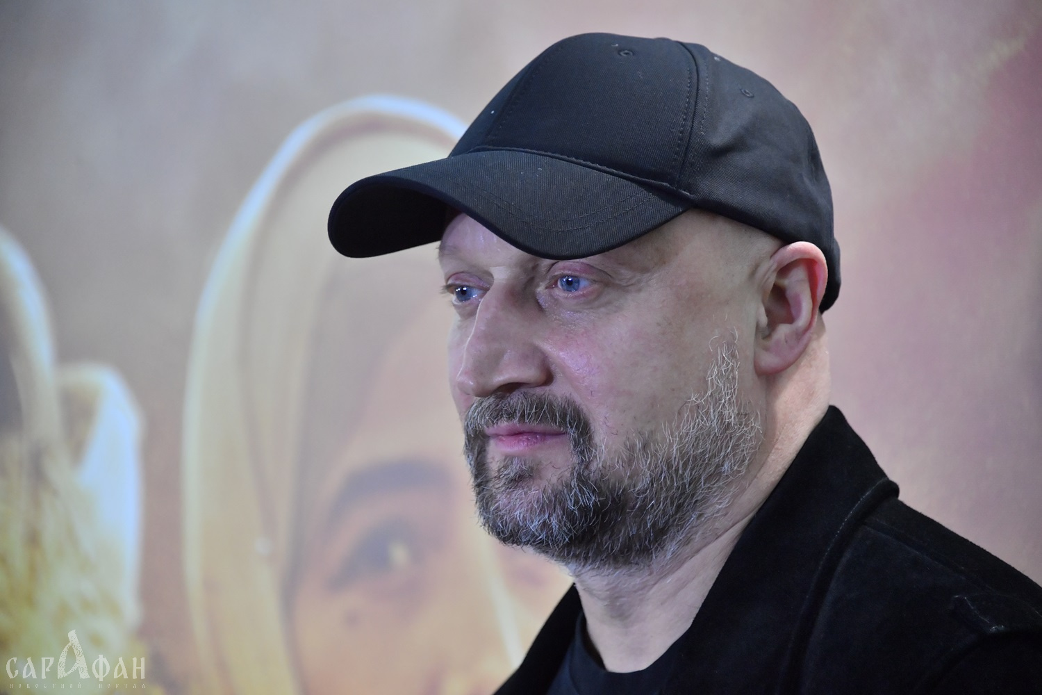Гоша Куценко признался, что в детстве был «маменькиным сынком» 