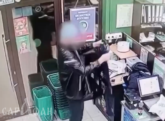 Сочинец оделся на 120 тысяч рублей, не заплатив ни копейки