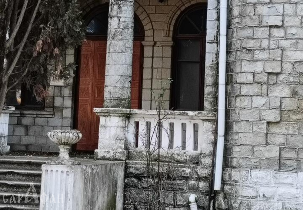 Уникальный памятник архитектуры в Геленджике может оказаться в руках влиятельных, но не самых порядочных людей