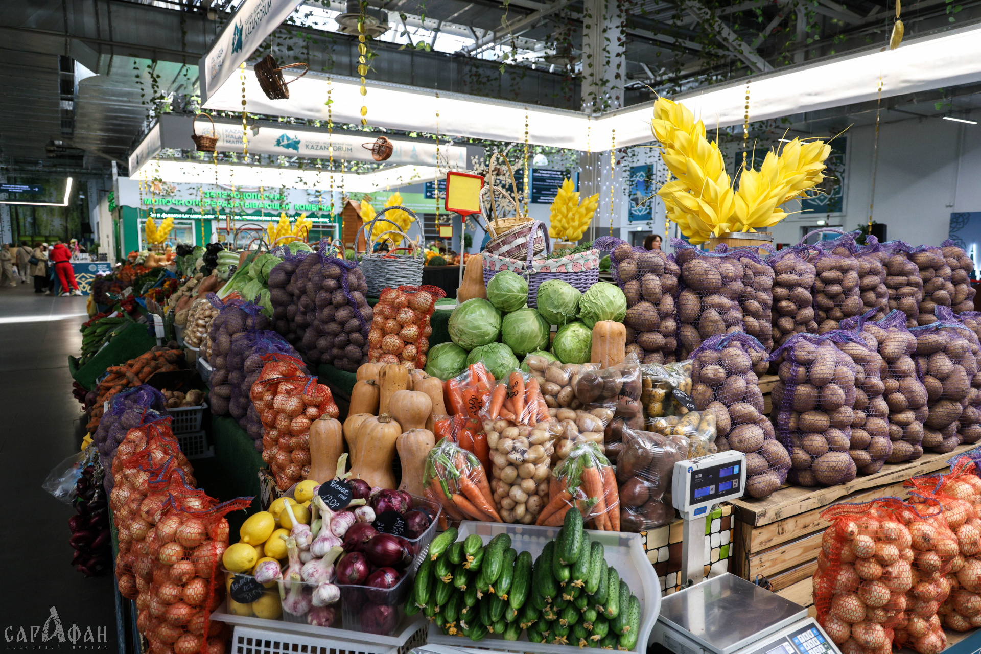 В Сириусе закрывают рынок, где продавали смертельно опасную чачу