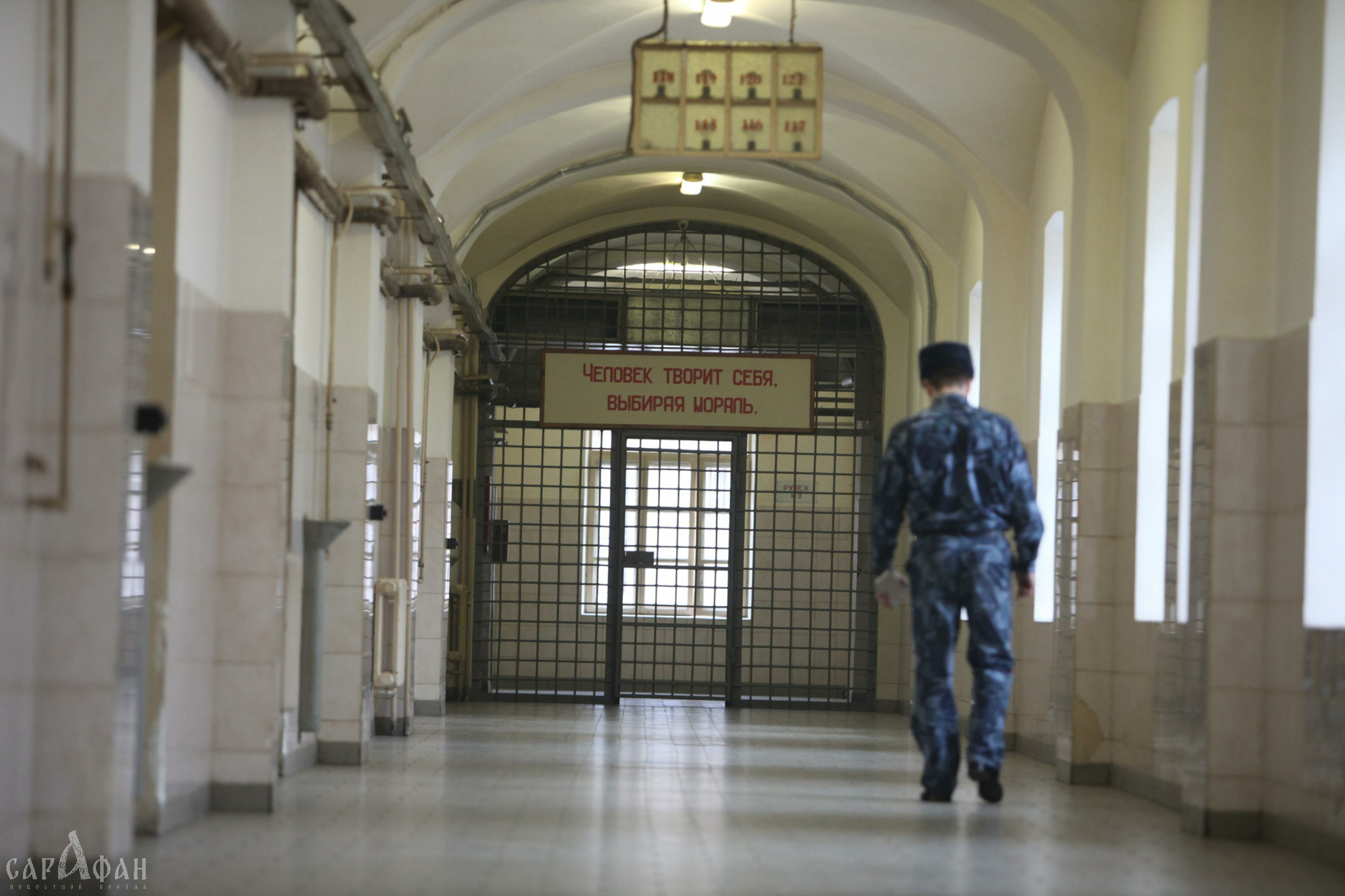 Перед своей смертью увидел, как сестра убивает маму: осатаневшие подростки испещрили даже школьника, последний раз перешагнувшего порог дома