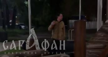 «У меня там маленький ребенок на фотографиях»: в Краснодаре женщина молила двух неадекватов с пунцовыми щеками и бойцовским псом остановиться и мирно разойтись
