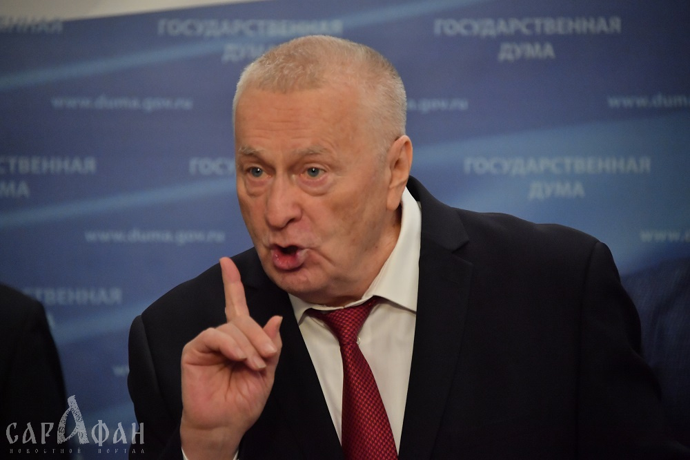 С того света: Жириновский вернется на экраны