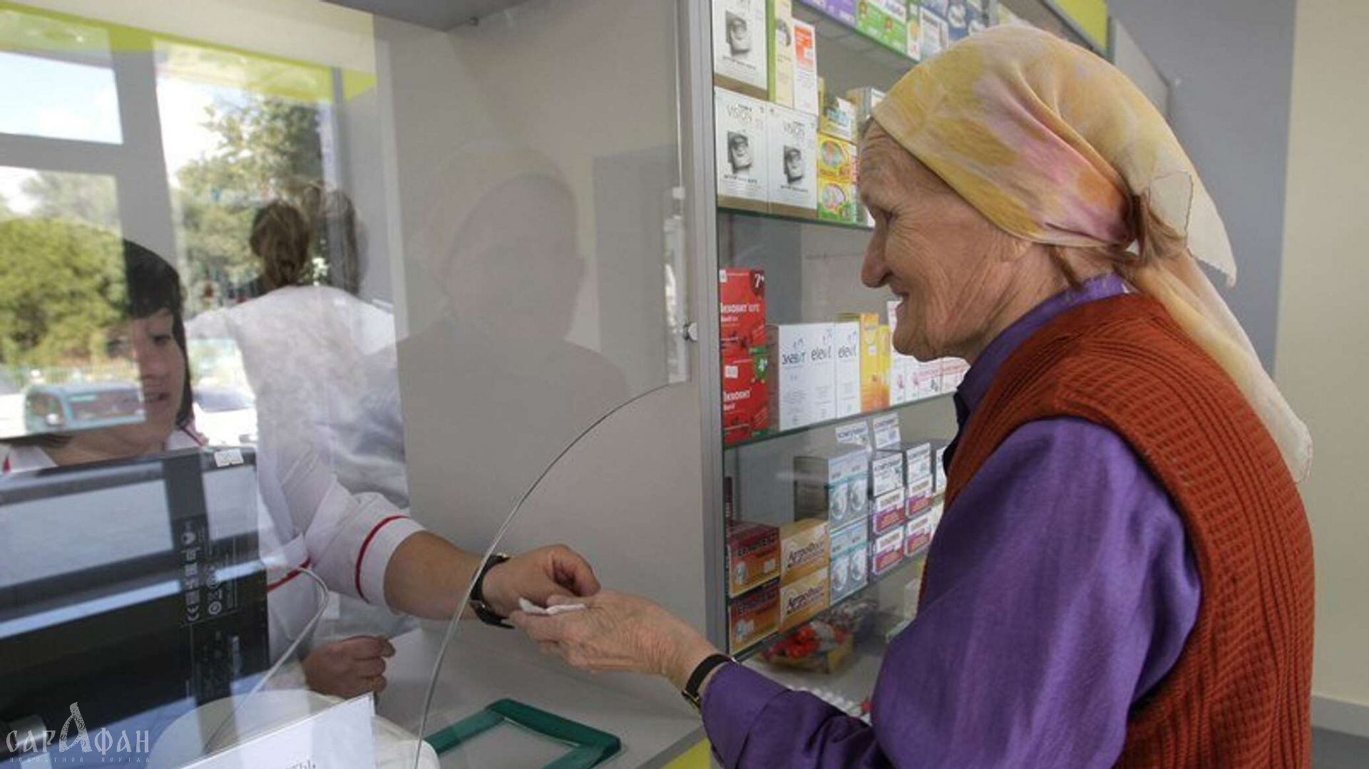 В Крыму намерены создать выездные аптеки