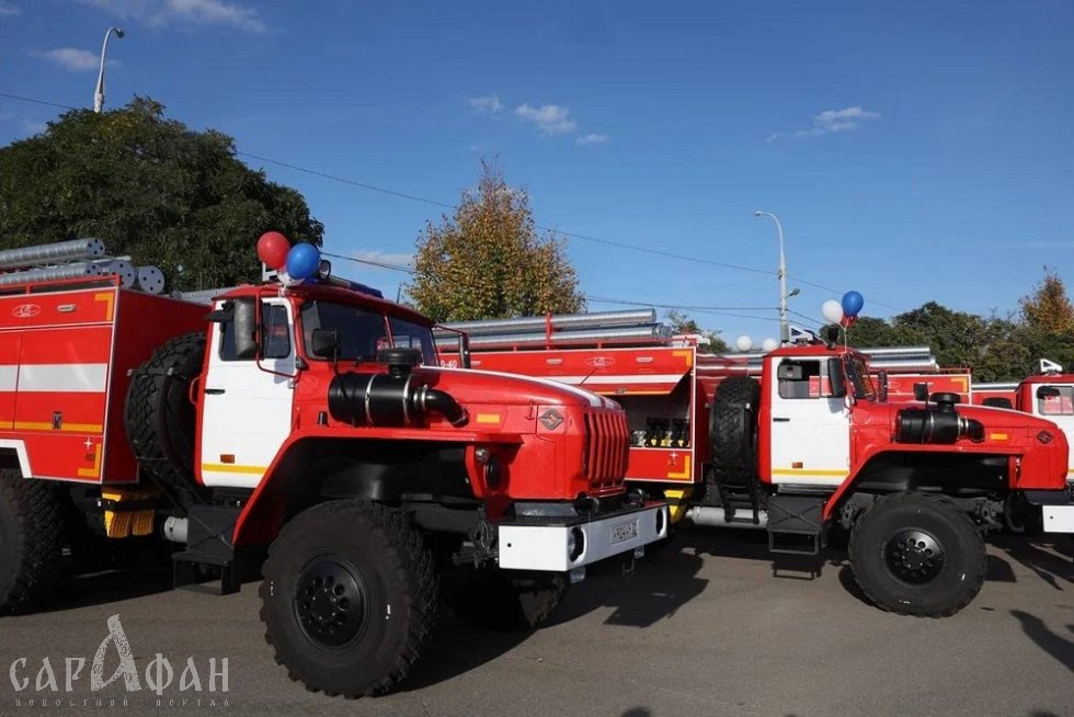 Спасатели и пожарные астраханского "Волгоспаса" получили новую технику