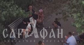 Извергал «помойные» речи и усаживал малышку на колени: в Краснодаре мужчины устроили попойку во время прогулки с детьми  