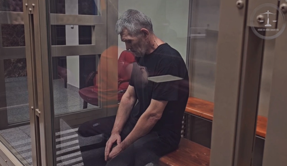 Экс-полицейский, жестоко убивший миниатюрную кубанку из-за ее отца, выслушал приговор с потухшим взглядом и опущенной головой