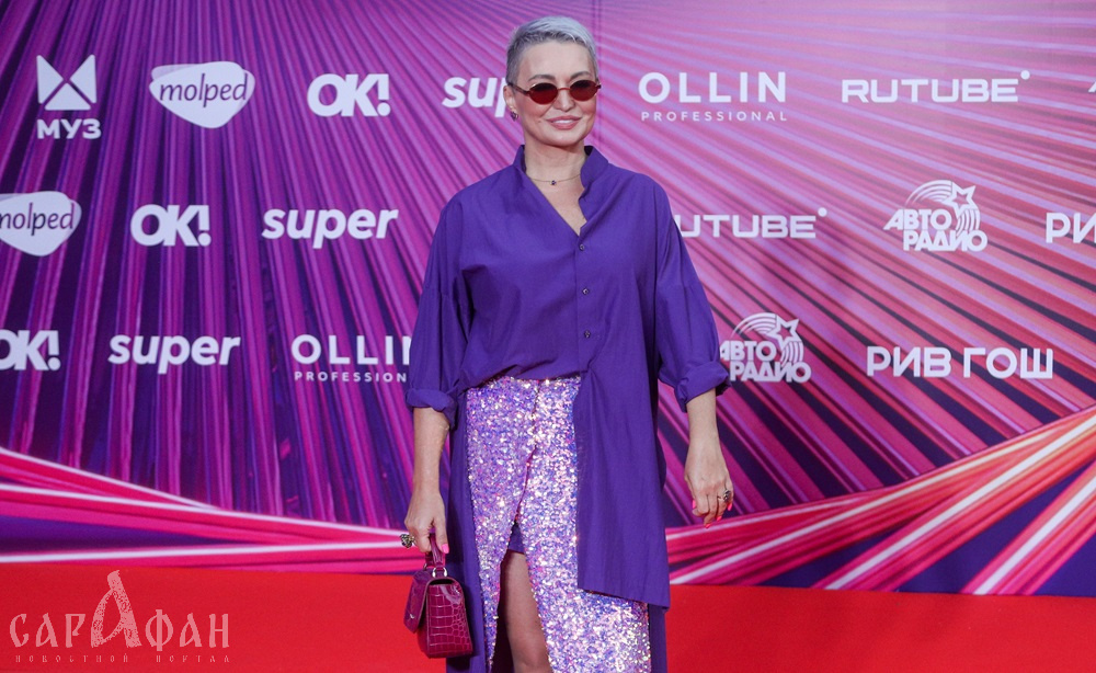 «Ты чего к ней подошел?»: Катя Лель рассказала, как Рамзан Кадыров защитил ее от подкатов Жан-Клода Ван Дамма
