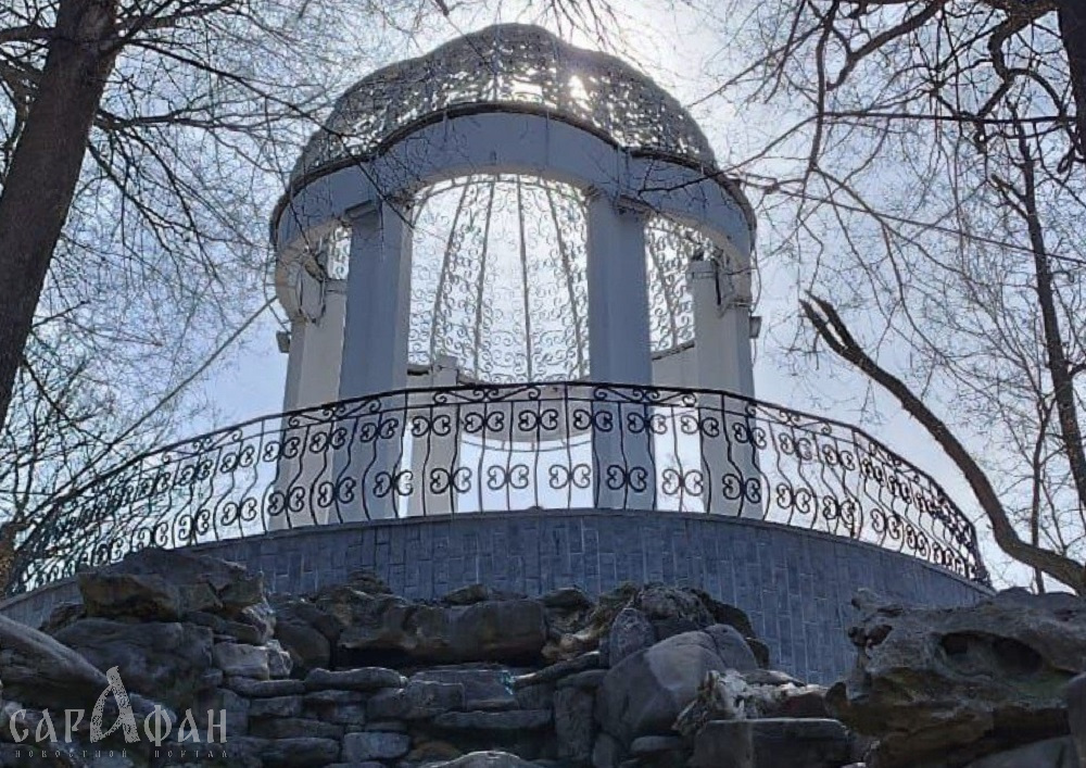 В Городском саду Краснодара отреставрировали историческую смотровую башню