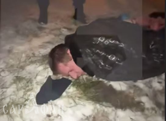 «Он не успел убить меня»: подкравшийся со спины мужчина в черном вцепился мертвой хваткой в одинокую жертву в парке, уткнув ее лицом в ледяной снег