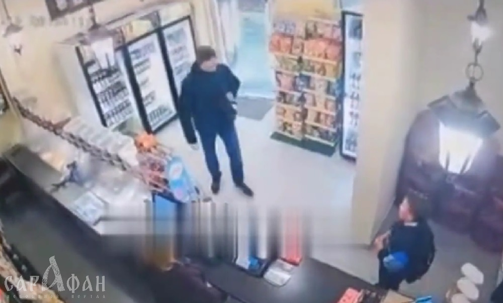 «Пытался вывести на казнь»: школьник в ужасе забежал в пивную Краснодара и умолял продавщицу спасти его от преследовавшего его «дяди»