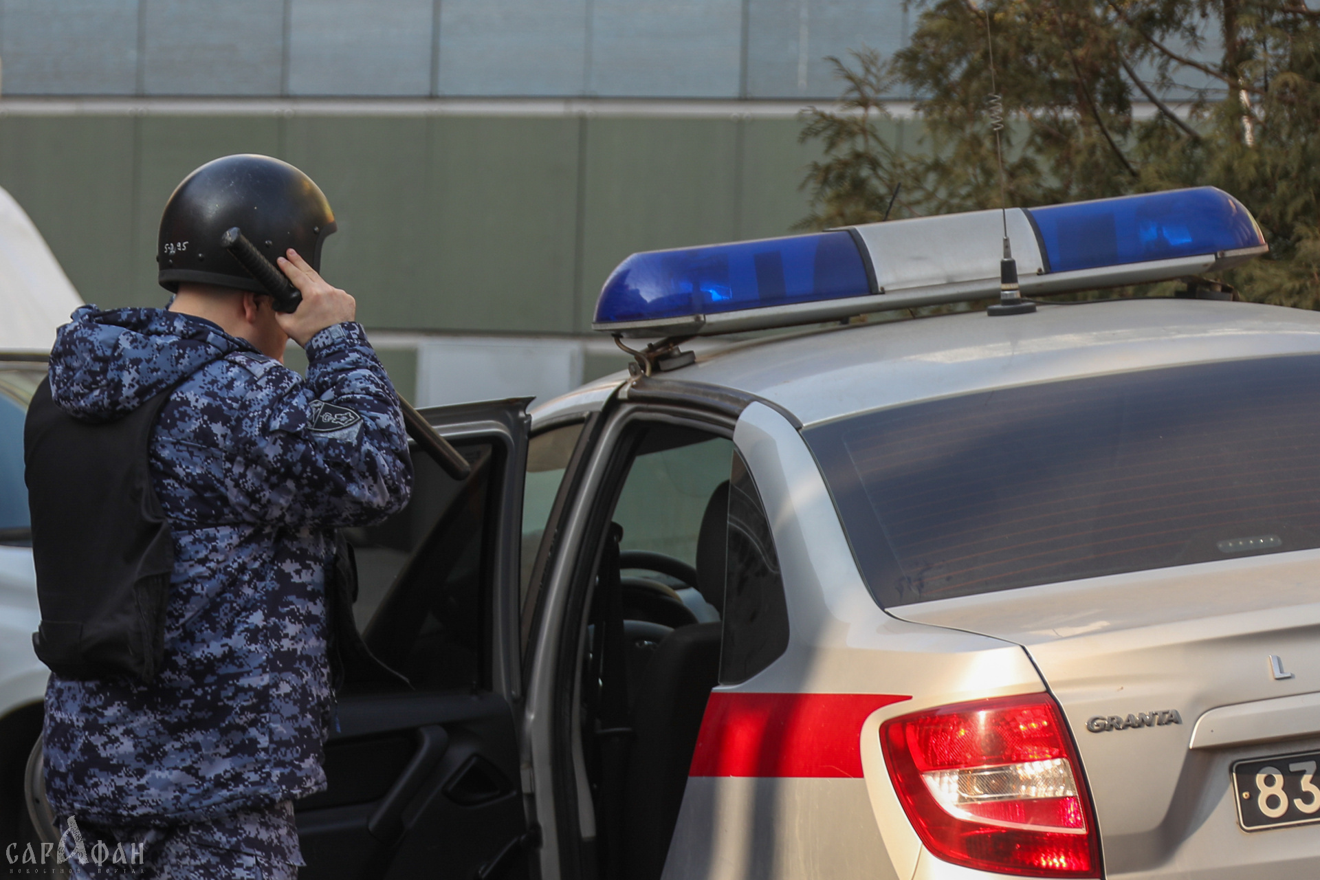 Под маской и капюшоном скрывал жажду наживы: на Кубани задержан ночной рецидивист, запершийся в магазине  