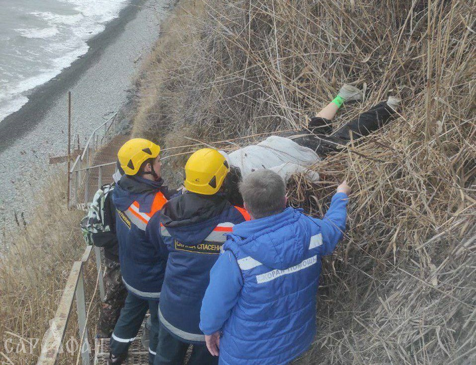 Женщина сорвалась с обрыва в районе «300 ступеней» в Анапе 