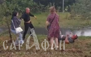 Дети кричали, а мужчины молча наблюдали: из-за одержимого расправой пассажира водитель автобуса может остаться слепым 