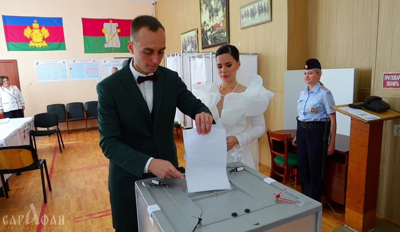 На Кубани молодожены отправились голосовать сразу после свадьбы