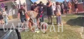 Цеплялся руками за траву с окровавленной головой: в Анапе неудачный «задний ход» автоледи закончился разборками