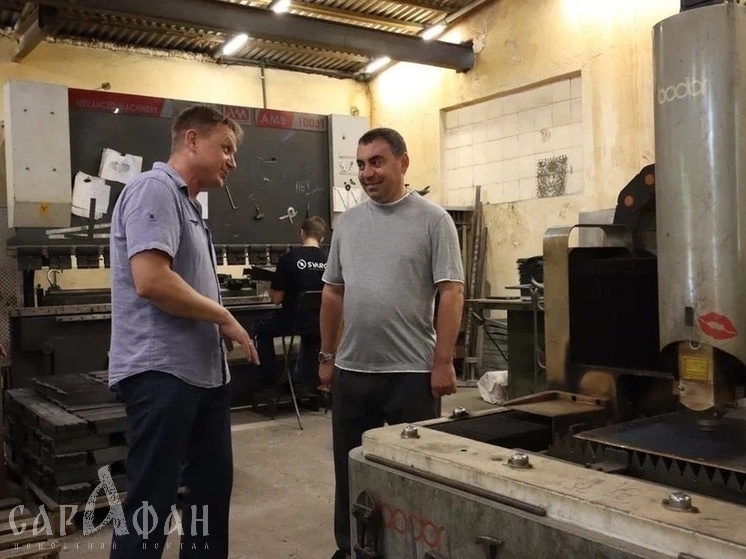 Депутат ЗСК Кубани Тозлян поддержал предприятие, выпускающее динамическую защиту для танков