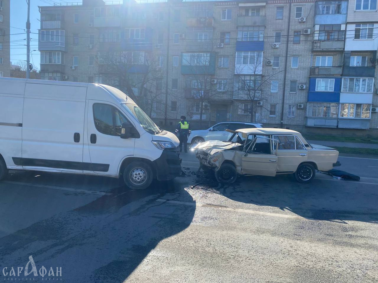 В Краснодаре водитель «шестерки» скончался за рулем от остановки сердца, автомобиль вынесло на встречную полосу 