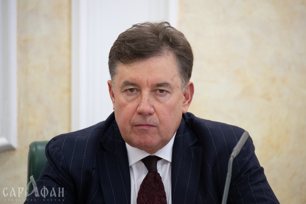 Экс-судья из Краснодара Момотов управлял сетью притонов с вовлечением несовершеннолетних