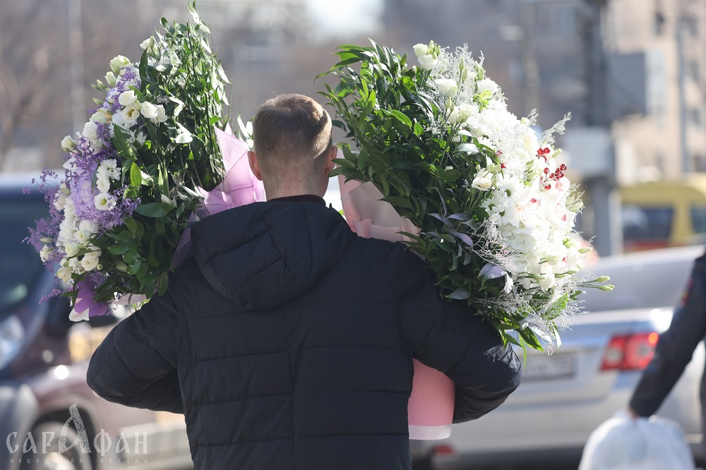 ТОП подарков, которые россиянки не хотели бы получить на 8 марта