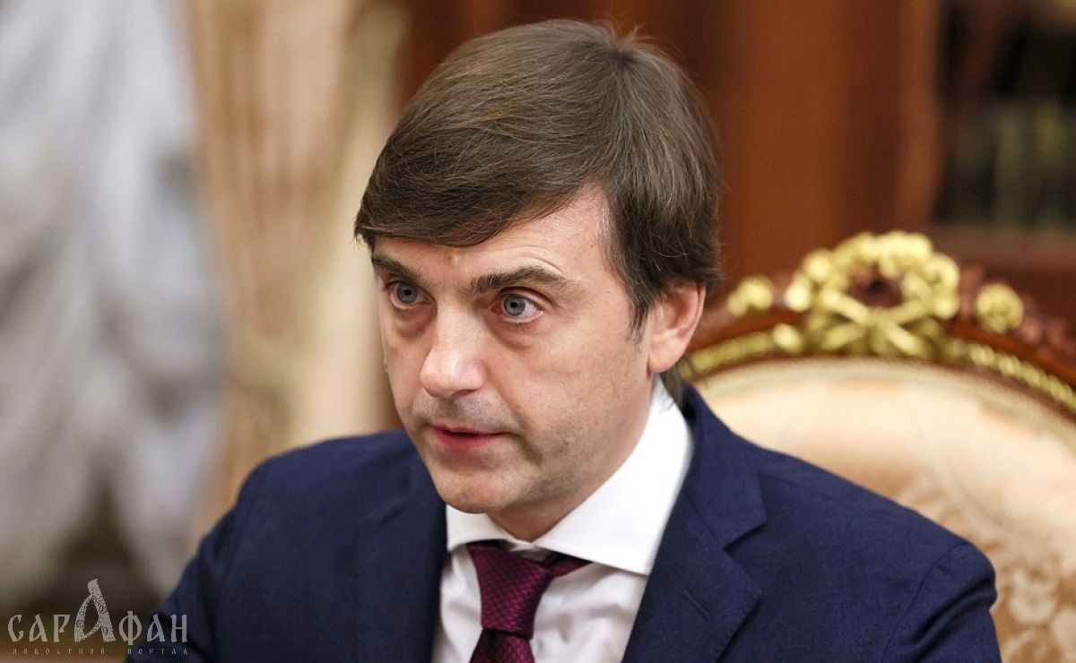Министр просвещения России Сергей Кравцов попал в ДТП на служебной машине