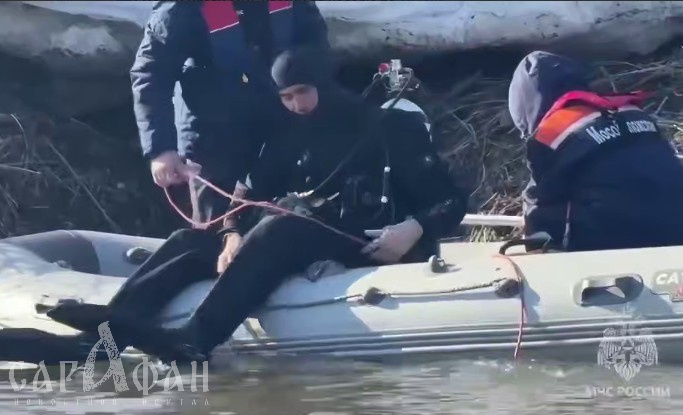 Утонула первой, сбежала в страхе, угодила в руки нехороших людей: что известно об исчезновении школьницы, друзья которой погибли подо льдом в Звенигороде