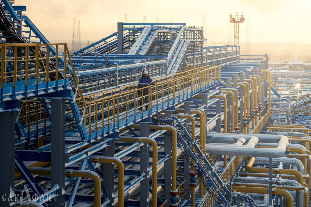 «Газпром» перестал подавать газ через Украину