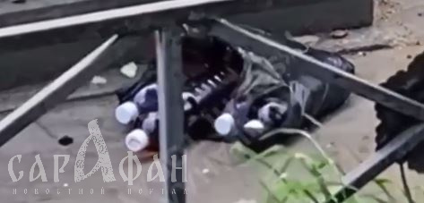 «Даже бомжи боятся это пить»: под гнетом страха смерти туристы отправляют сувениры из Сочи на помойку 