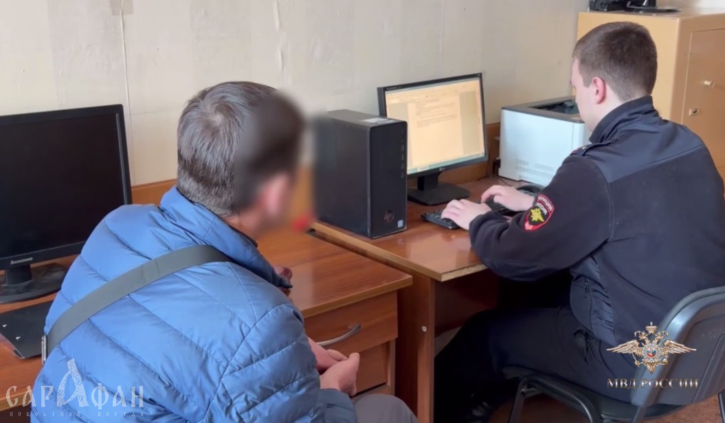 «Артема убивает какой-то дяденька»: избитый металлической ложкой для обуви подросток получил психологические травмы и боится выходить из дома