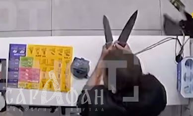 «Мамочка, я иду»: рычащий как дикий зверь неадекват устроил судную ночь сменщикам кафе, хладнокровно остановив нож на беспомощной жертве
