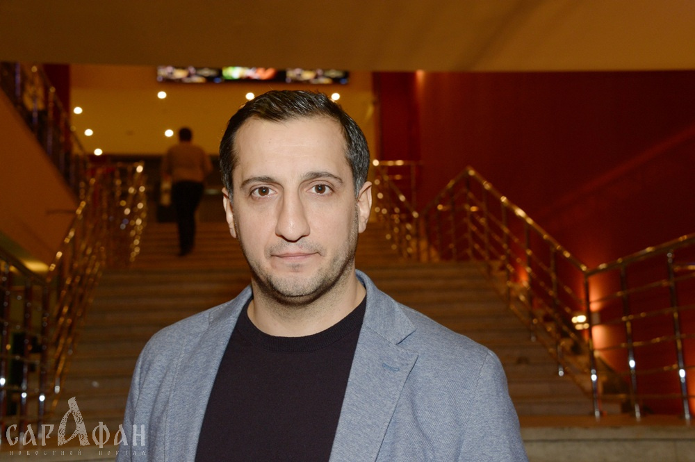 «Он его на кол посадит!»: после сочинского романа «Майкл» из «Универа» 14 лет прятал внебрачного сына, а теперь решил отобрать его у матери