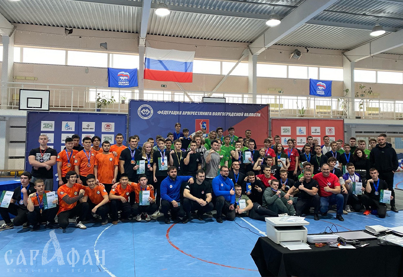 Калмыцкие армрестлеры успешно выступили на «Кубке юниоров»