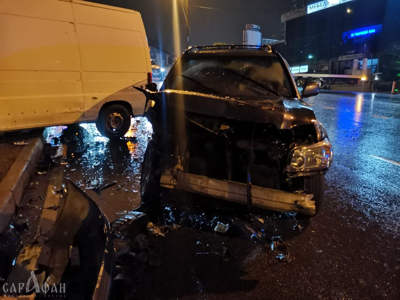 В Сочи в массовом ДТП пострадали трое взрослых и ребенок 