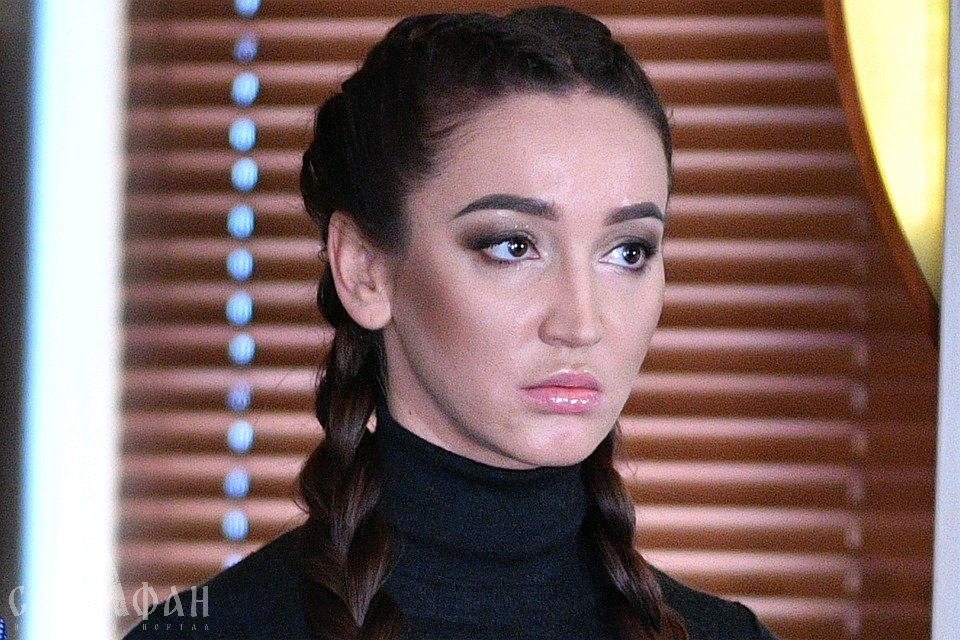 Не до жиру: Ольга Бузова восемь лет ездила на стареньком Мерседесе