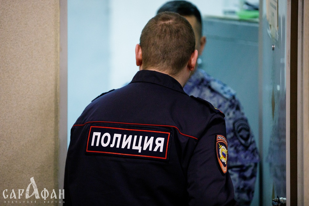 Кубанский полицейский получил три года колонии за избиение задержанного в служебной машине