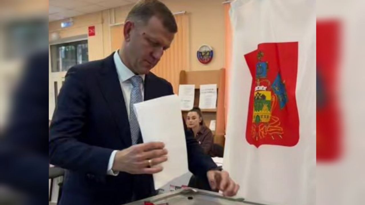 «Мы сегодня создаем будущее для своих детей»: мэр Краснодара с утра проголосовал на выборах