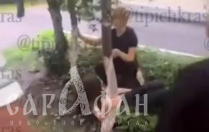 Врезали по голове и лежащую на земле обещали не бить с ноги: полиция начала проверку девчачьих подростковых разборок в Краснодаре
