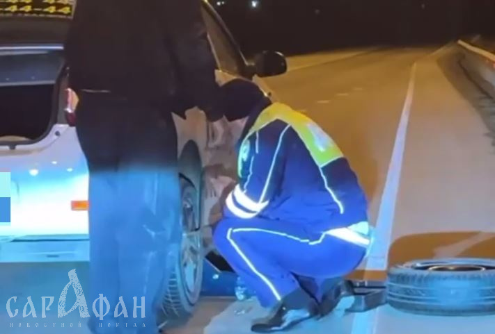На Кубани пенсионеру с ограниченными возможностями здоровья помогли на дороге в 4 часа утра