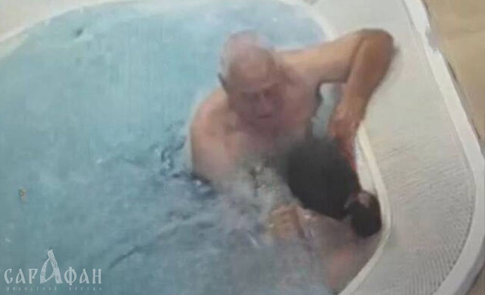 Лапал ребенка в бассейне, но вышел сухим из воды: извращенца освободили прямо в зале краснодарского суда