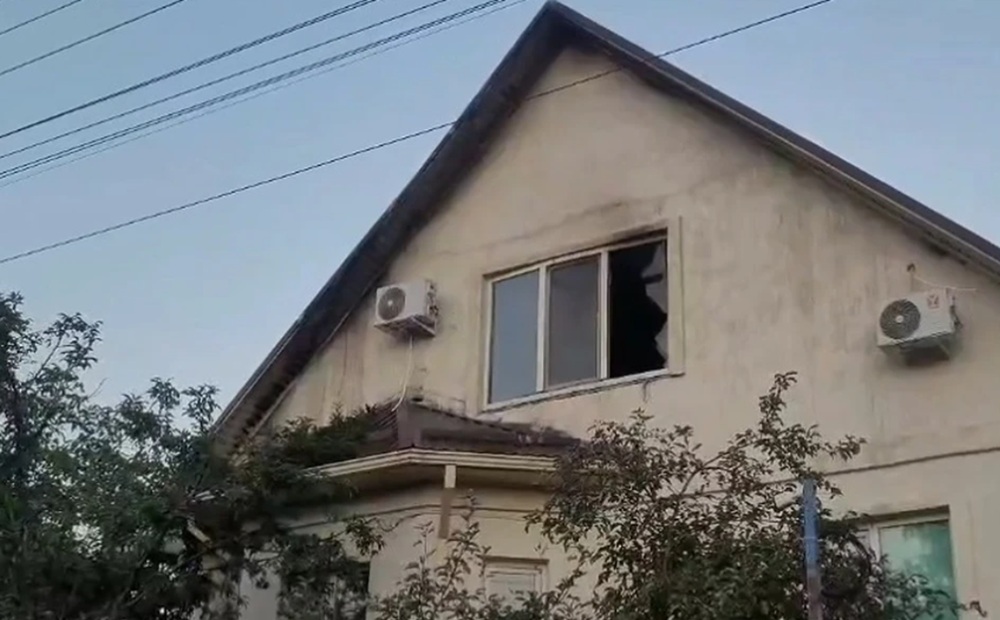 «Одну девочку вытащили из-под газовой плиты»: дети сами выносили друзей на руках из полыхающего краснодарского центра, пока небо рушилось на их головы