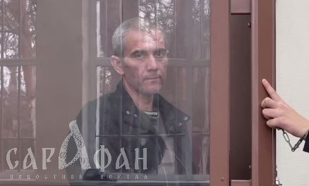 Увидел маленьких девочек и возбудился: шнырявший по кустам в парке краснодарский извращенец без штанов отправится за решетку  